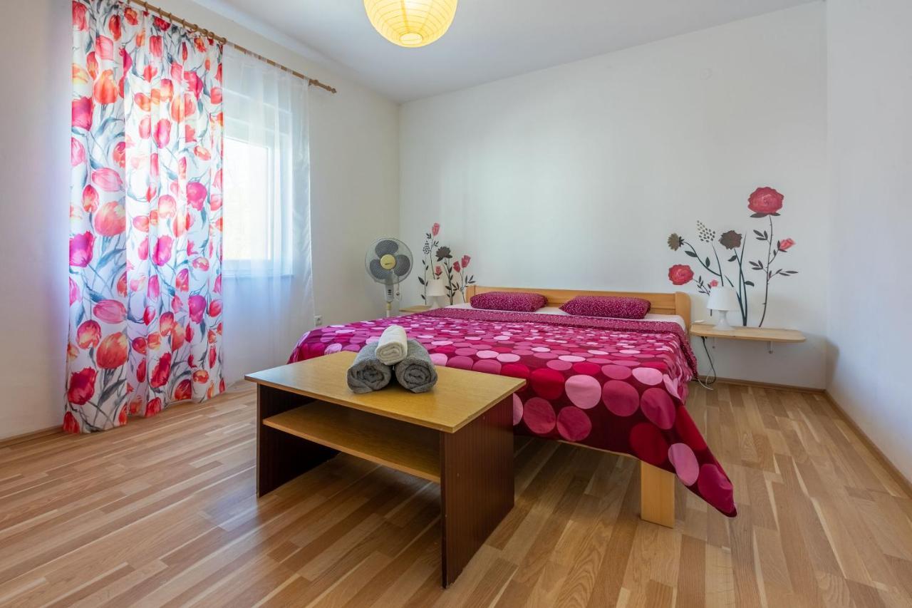 Apartments Ratko Jadranovo Eksteriør bilde